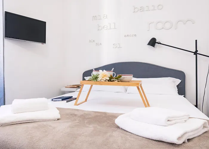Compact And Charming Studio Porta Venezia